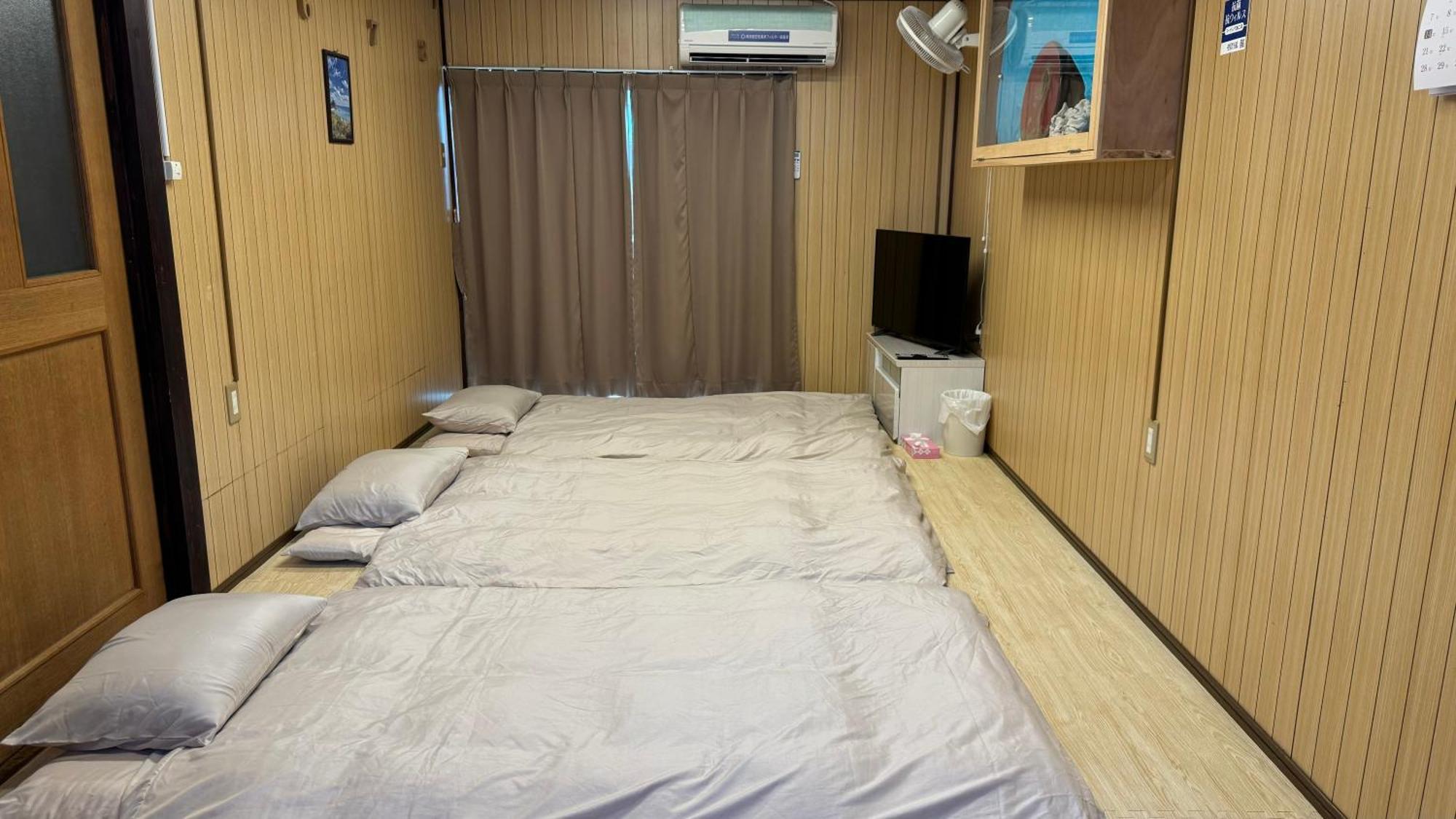 Okinawa Naha Jinjin -沖縄伝統体験型宿じんじん- Esterno foto